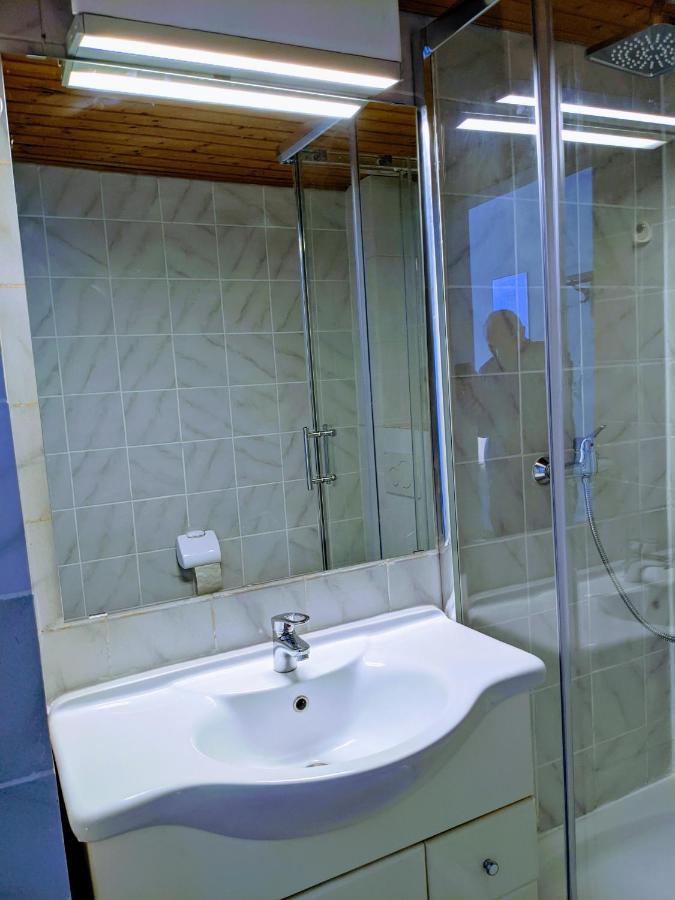 108 Alexandria 30m2 Apartment *